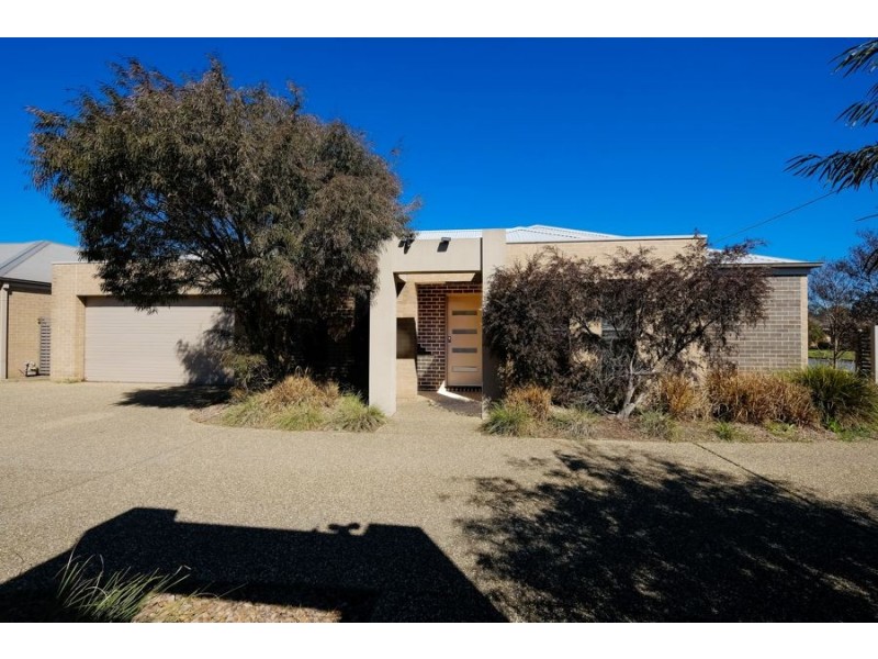 8/378 Cambourne Street, Lavington NSW 2641