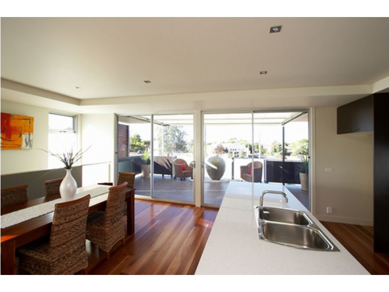 2/25 Thomas Mitchell Drive, Wodonga VIC 3690