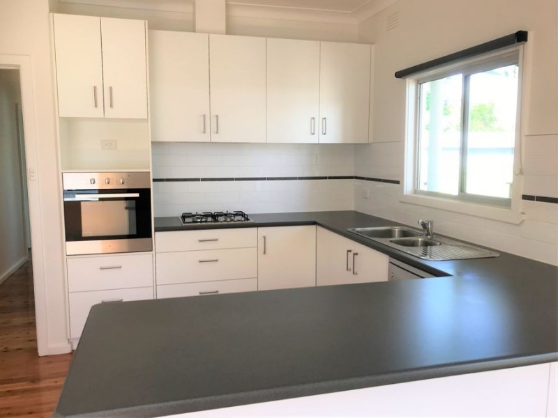 985 Carcoola Street, Albury NSW 2640