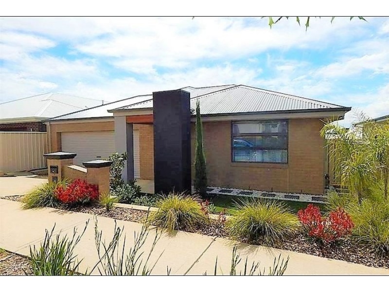 38 Victoria Cross Parade, Wodonga VIC 3690