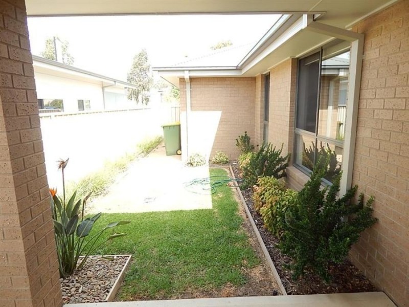 38 Victoria Cross Parade, Wodonga VIC 3690