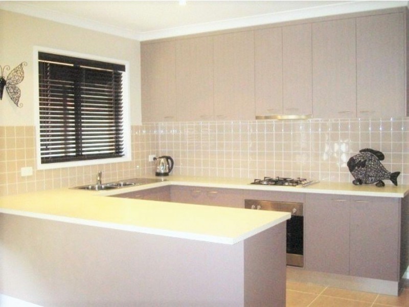 4/378 Cambourne Street, Lavington NSW 2641