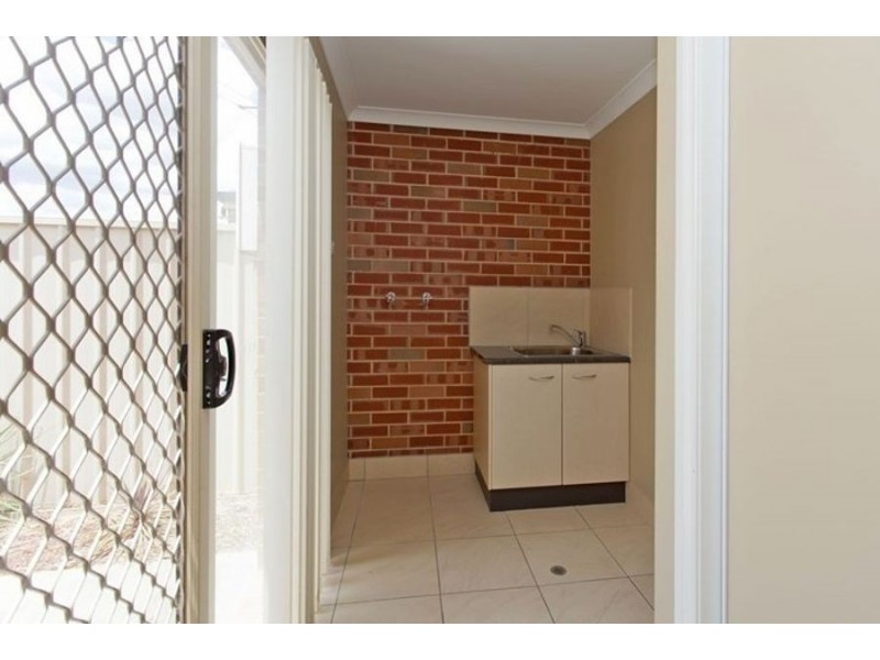 1, 2 & 3, 62 Wigg Street, Wodonga VIC 3690