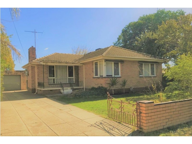 401 English Avenue, Lavington NSW 2641