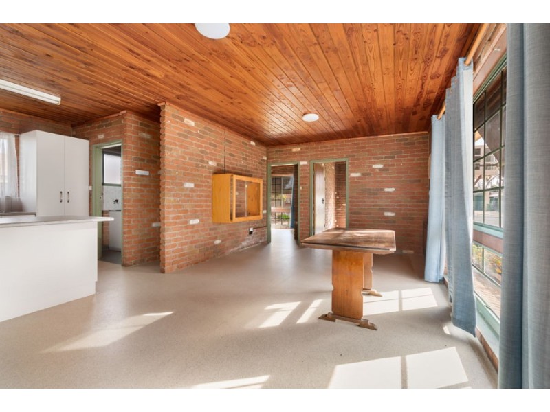 1/398 Kotthoff Street, Lavington NSW 2641