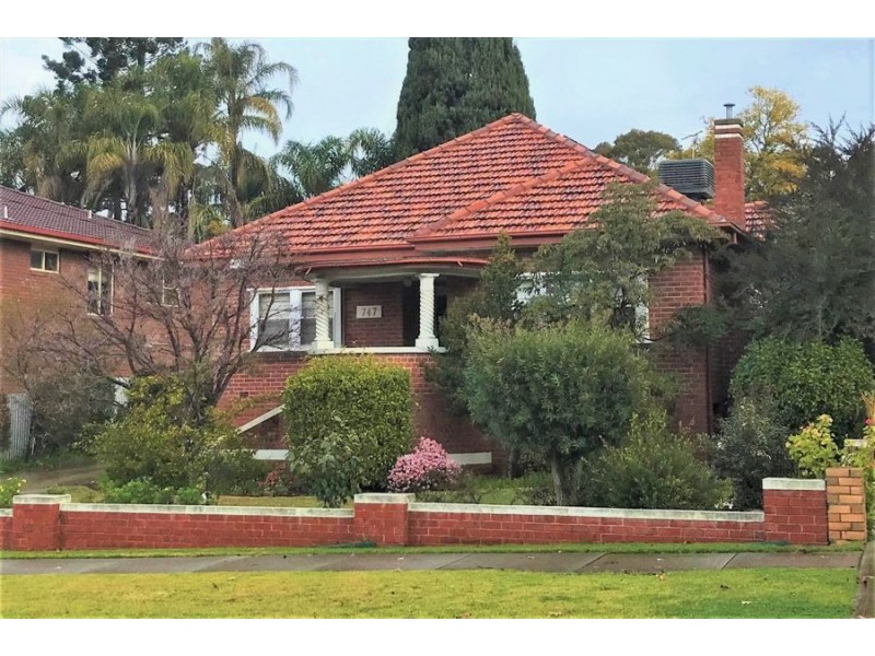 747 Forrest Hill Avenue, Albury NSW 2640