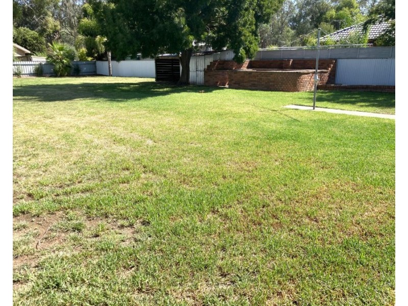 70 Huon Street, Jindera NSW 2642