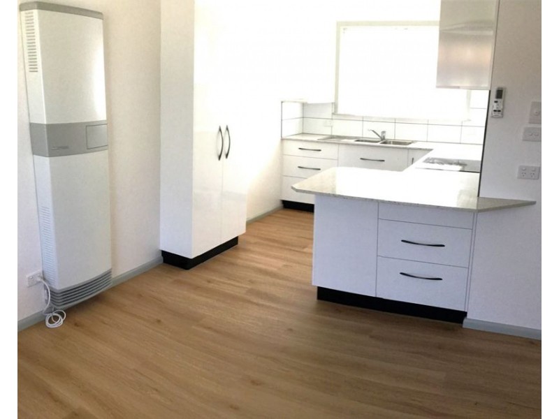 3/423 Griffith Road, Lavington NSW 2641