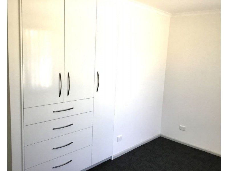 3/423 Griffith Road, Lavington NSW 2641