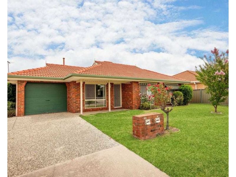2/9 Rachel Court, Lavington NSW 2641