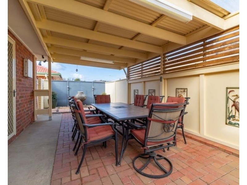 2/9 Rachel Court, Lavington NSW 2641