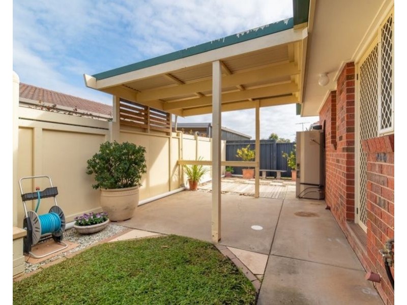 2/9 Rachel Court, Lavington NSW 2641