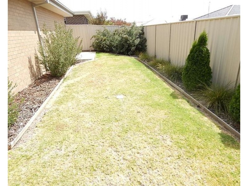 38 Victoria Cross Parade, Wodonga VIC 3690