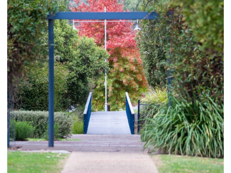 6 Laffy Mews, Glenroy NSW 2640