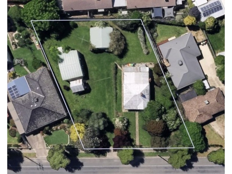 562 Hague Street, Lavington NSW 2641