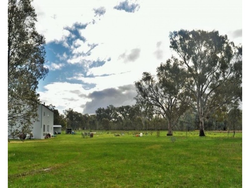 63 Rangeview Drive, Jindera NSW 2642