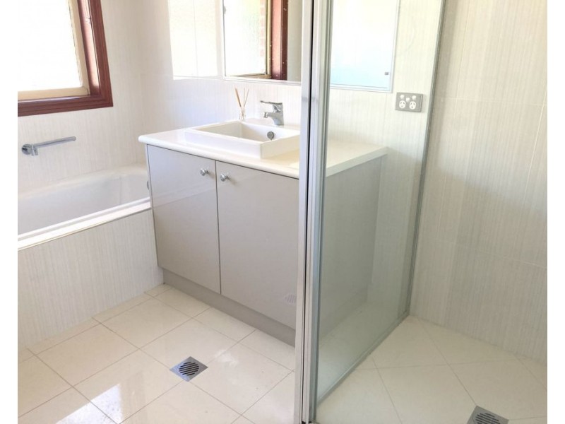 6 Box Place, Glenroy NSW 2640