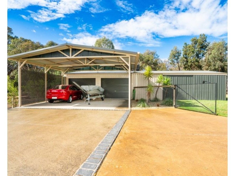 16 Chervil Place, Baranduda VIC 3691