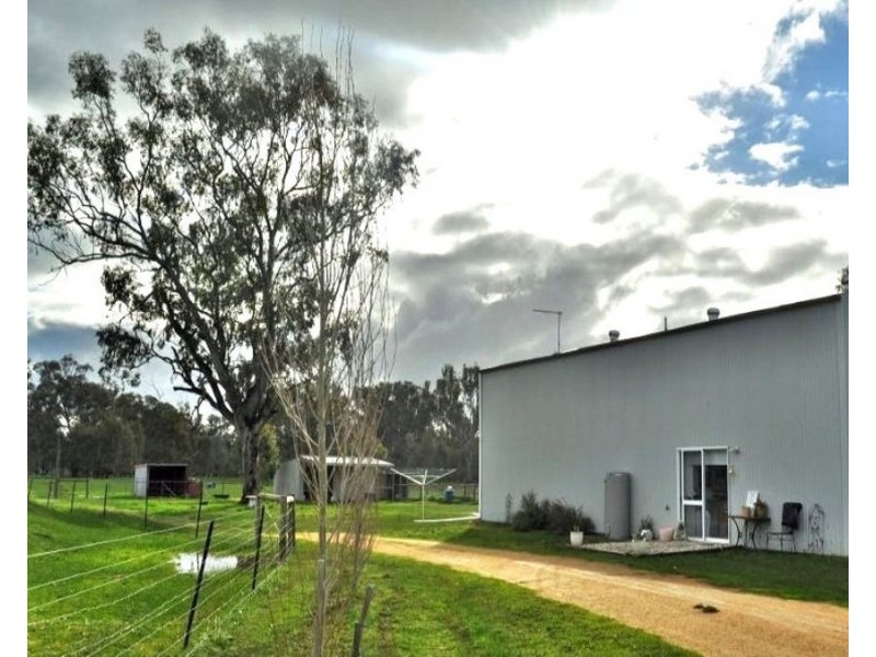 63 Rangeview Drive, Jindera NSW 2642