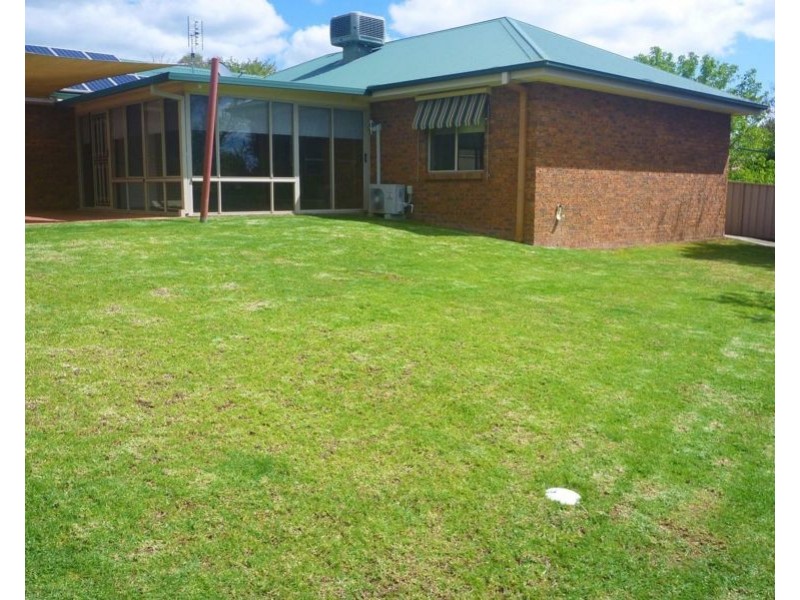 8 Hogan Court, West Wodonga VIC 3690