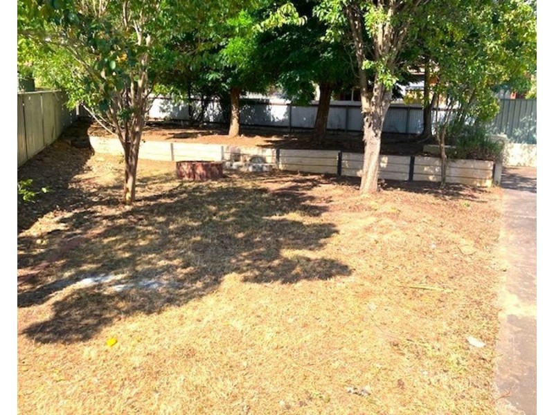 8 Denny Court, Thurgoona NSW 2640