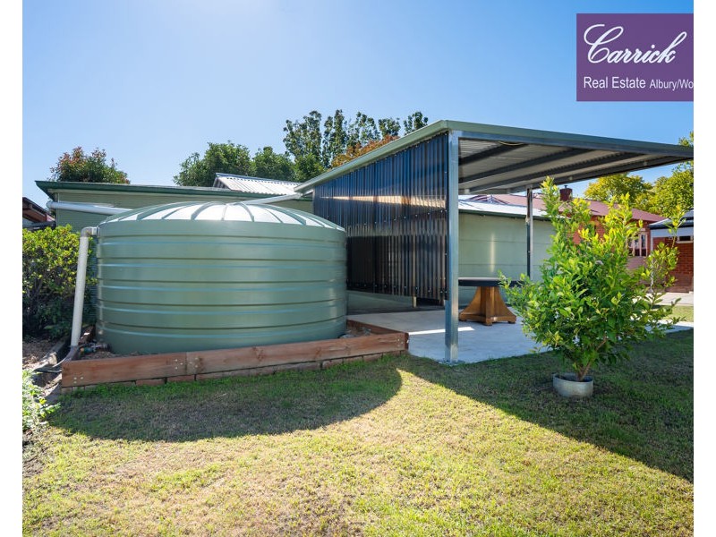 717 Young Street, Albury NSW 2640