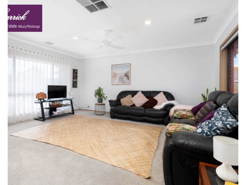 21 Berberick Court, Thurgoona NSW 2640