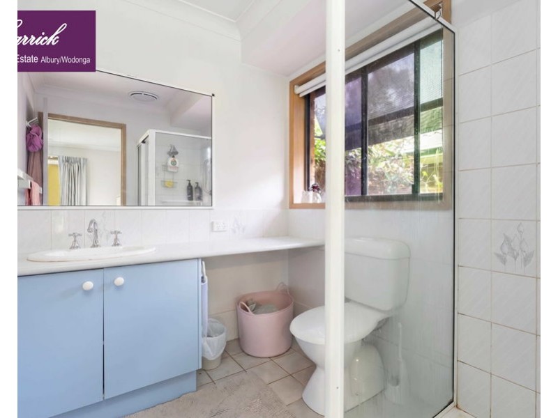 21 Berberick Court, Thurgoona NSW 2640