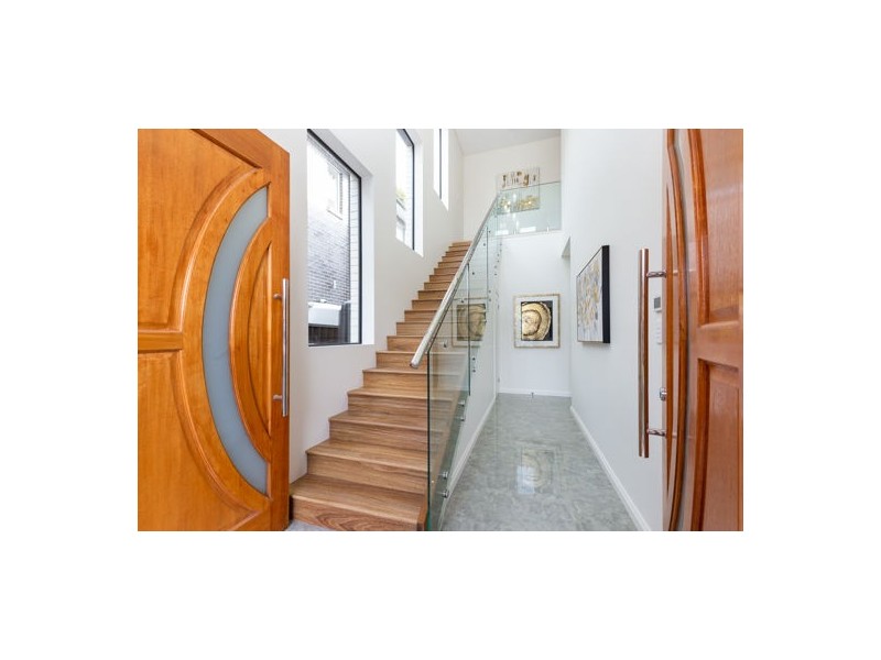 6a Raimonde Road, Eastwood NSW 2122