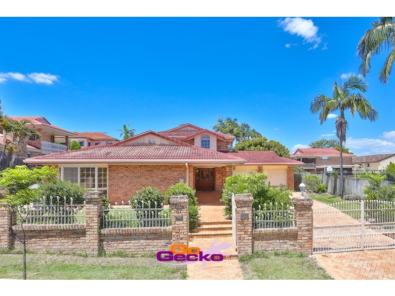 37 Lindfield Circuit, Robertson QLD 4109