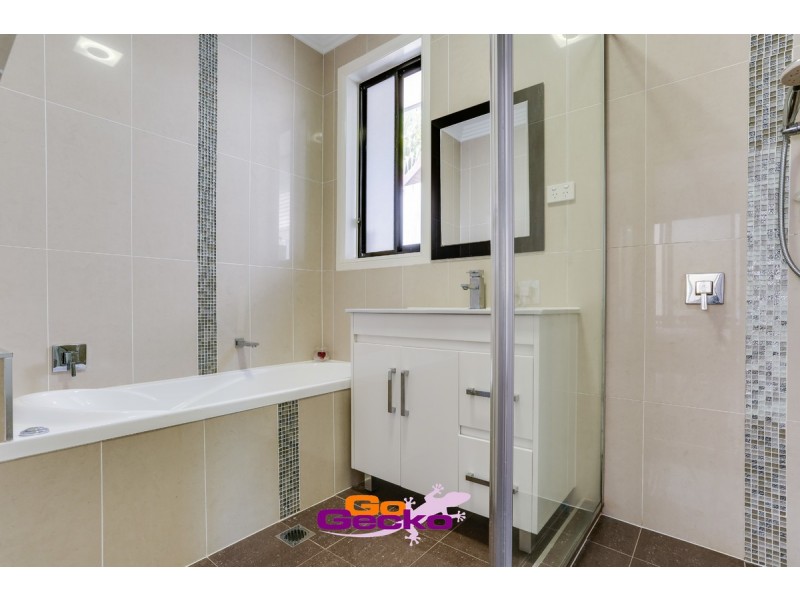 5 Lomandra Place, Forest Lake QLD 4078