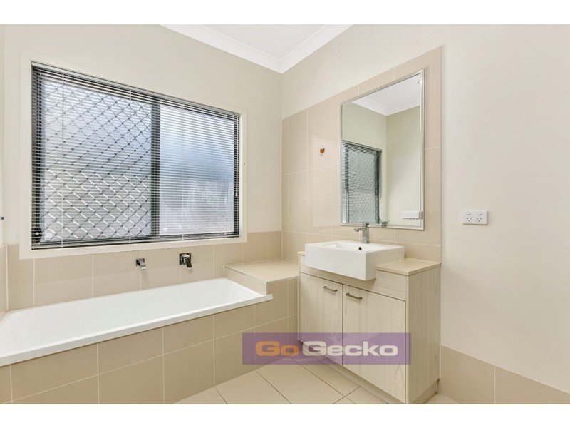 13 Greenpark Street, Runcorn QLD 4113