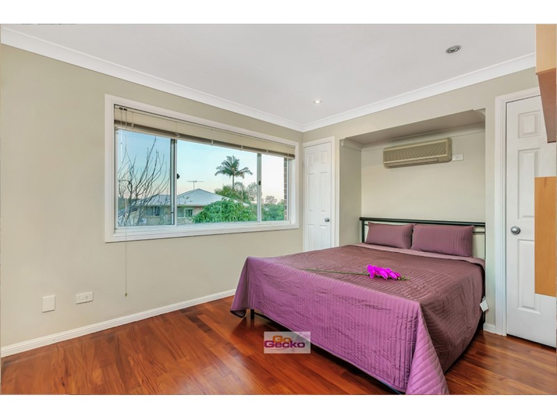 8 Jasmine Court, Calamvale QLD 4116