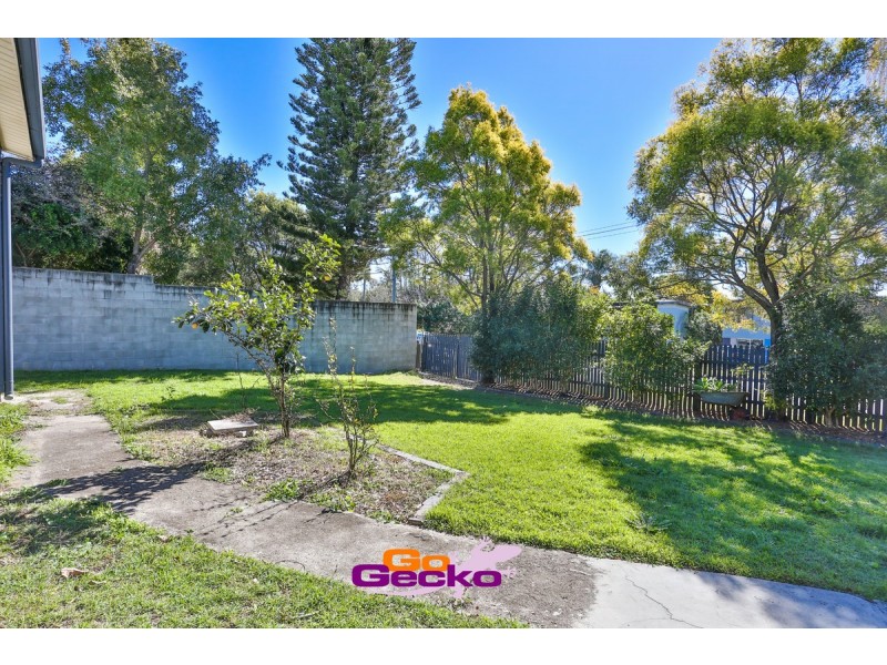 6 Sandra Street, Kingston QLD 4114