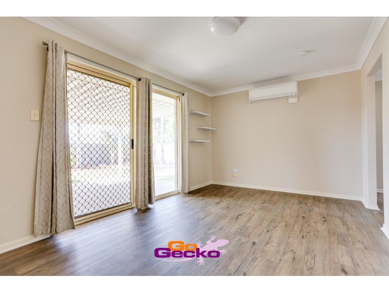 17 Greygum Court, Regents Park QLD 4118