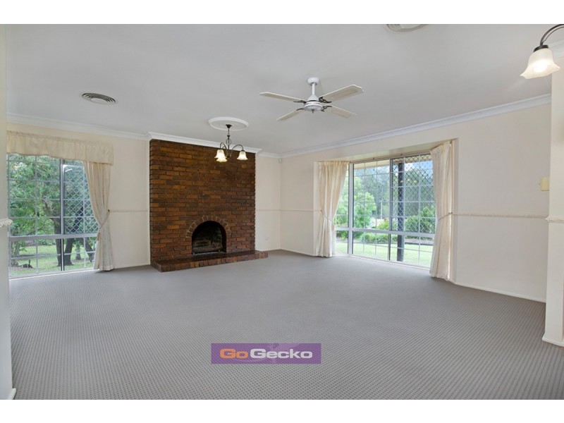 26 Peregrine Street, Park Ridge QLD 4125