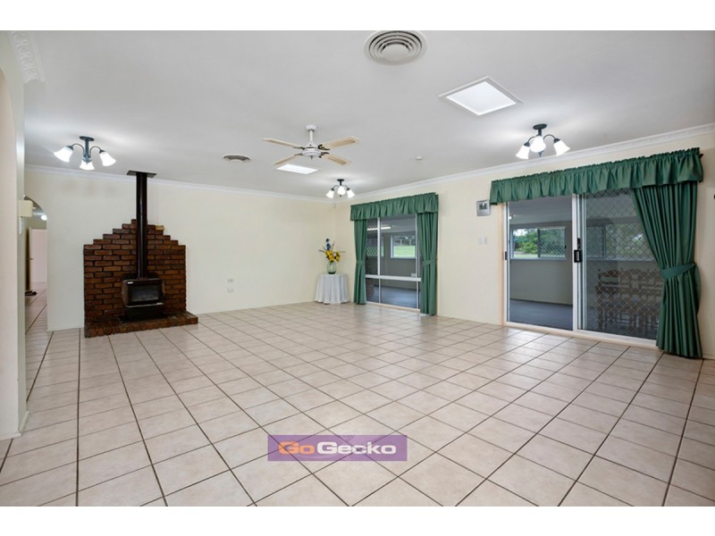 26 Peregrine Street, Park Ridge QLD 4125