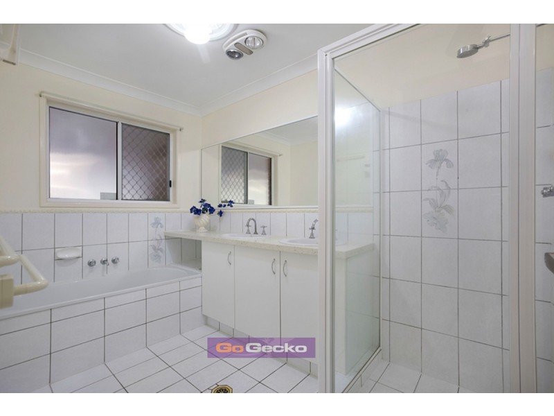 26 Peregrine Street, Park Ridge QLD 4125