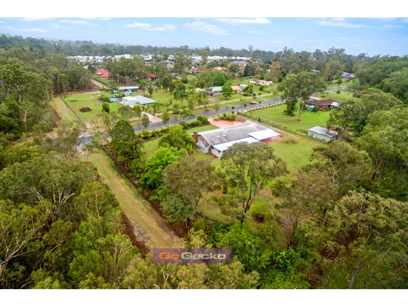 26 Peregrine Street, Park Ridge QLD 4125