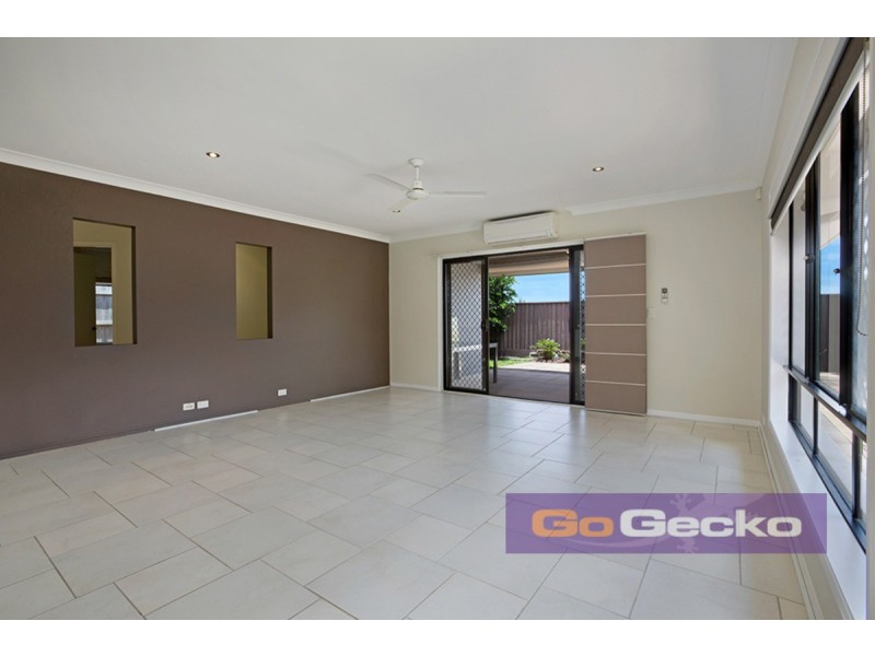 49 Shuttleworth Street, Kuraby QLD 4112