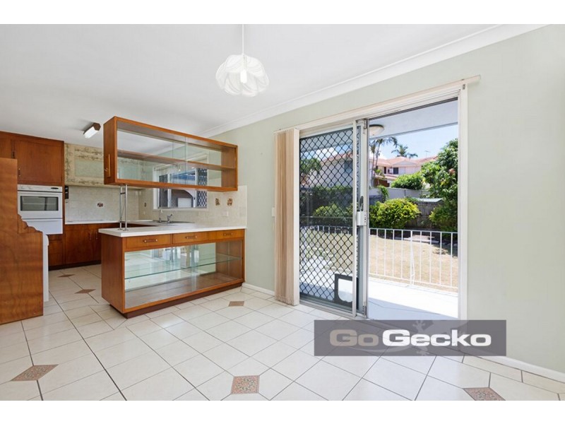 91 Granadilla Street, Macgregor QLD 4109