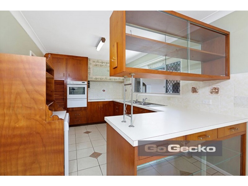 91 Granadilla Street, Macgregor QLD 4109