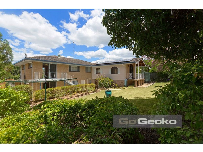 91 Granadilla Street, Macgregor QLD 4109