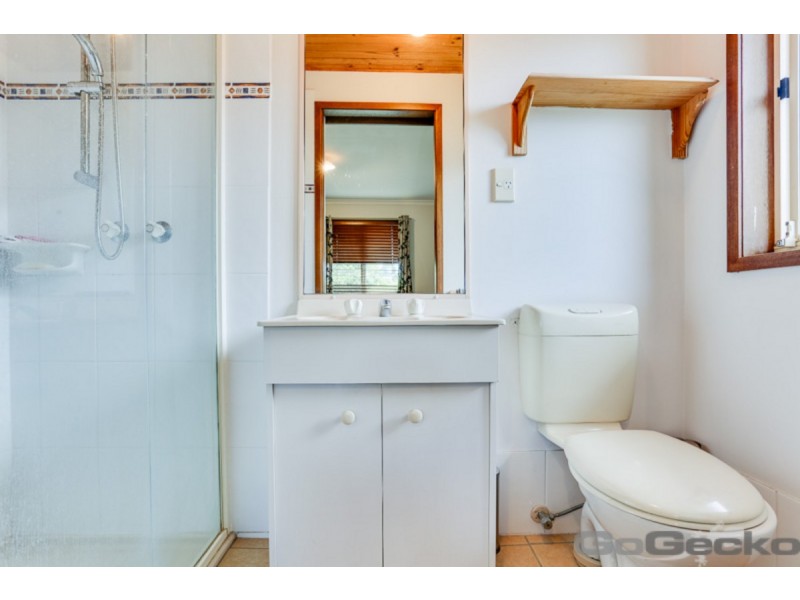 207 Waller Road, Regents Park QLD 4118