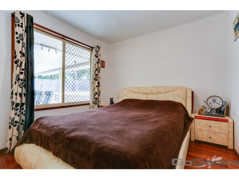207 Waller Road, Regents Park QLD 4118