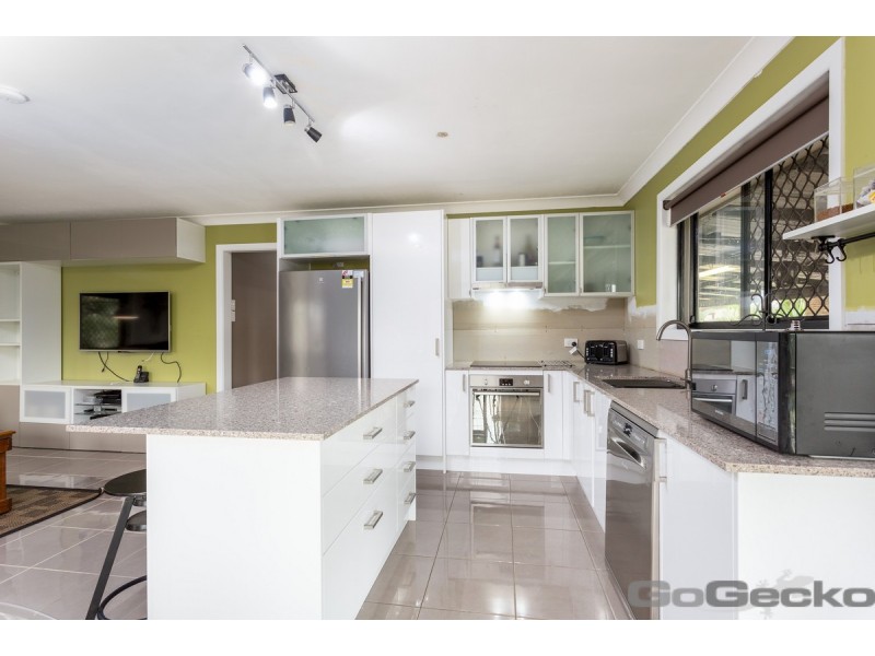 26 Sapium Street, Kingston QLD 4114