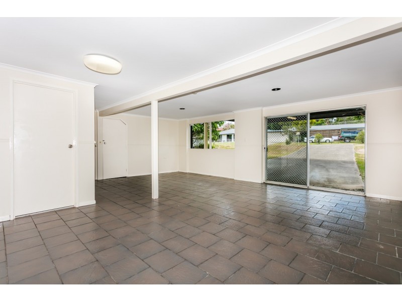 33 Ranchwood Avenue, Browns Plains QLD 4118
