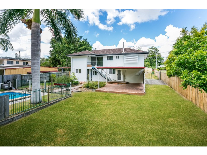 33 Ranchwood Avenue, Browns Plains QLD 4118