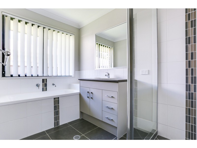 23 John Davison Place, Crestmead QLD 4132