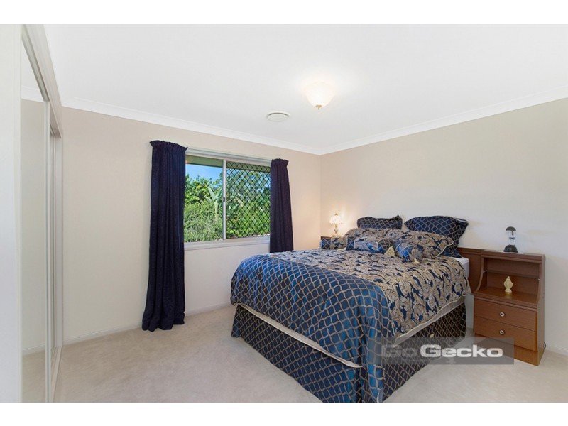 48 Vullers Drive, Greenbank QLD 4124